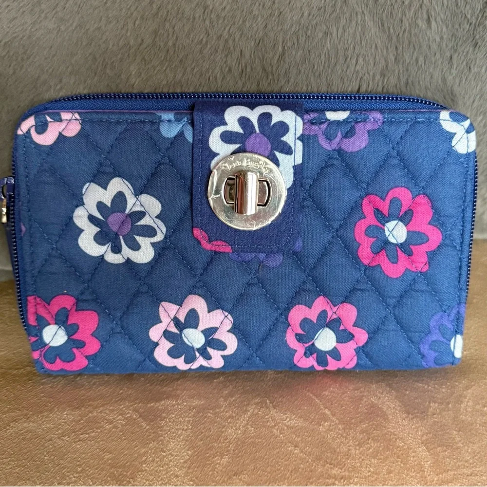 Vera Bradley Wallet Retired Print Ellie Flowers Turnlock Blue Pink Purple 2012